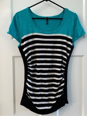 Women's Striped Short Sleeve sweater knit shirt size L Maurices teal